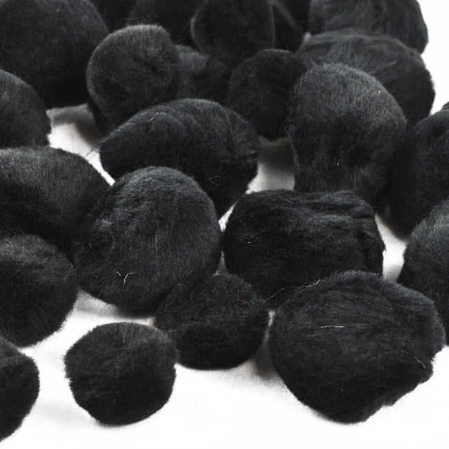 Pom Poms 25mm / 40mm Black